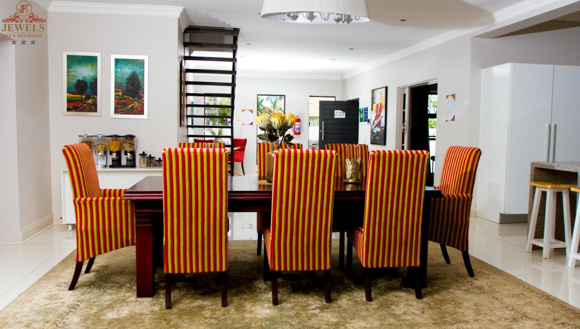 Jft Jewels Guest House East London Ngoại thất bức ảnh