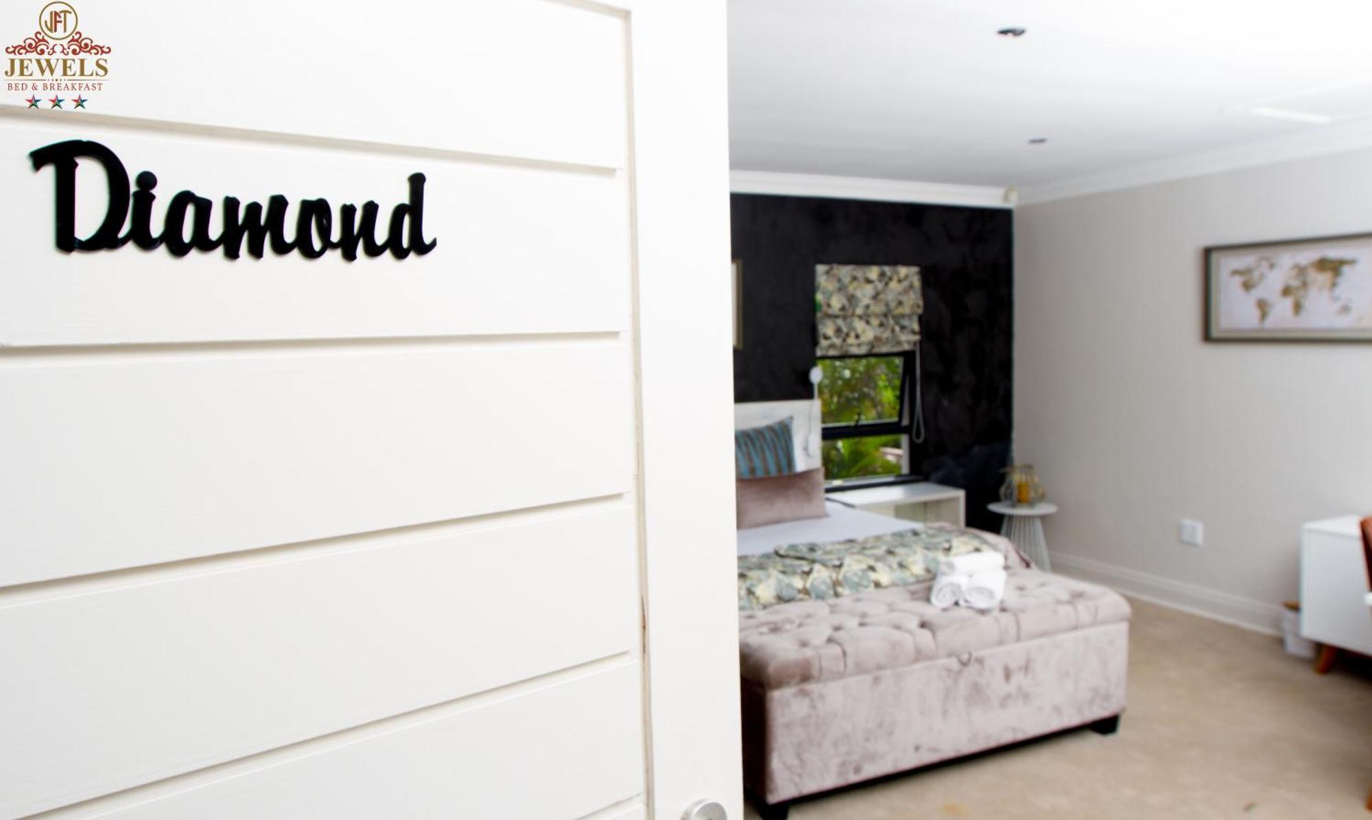 Jft Jewels Guest House East London Ngoại thất bức ảnh