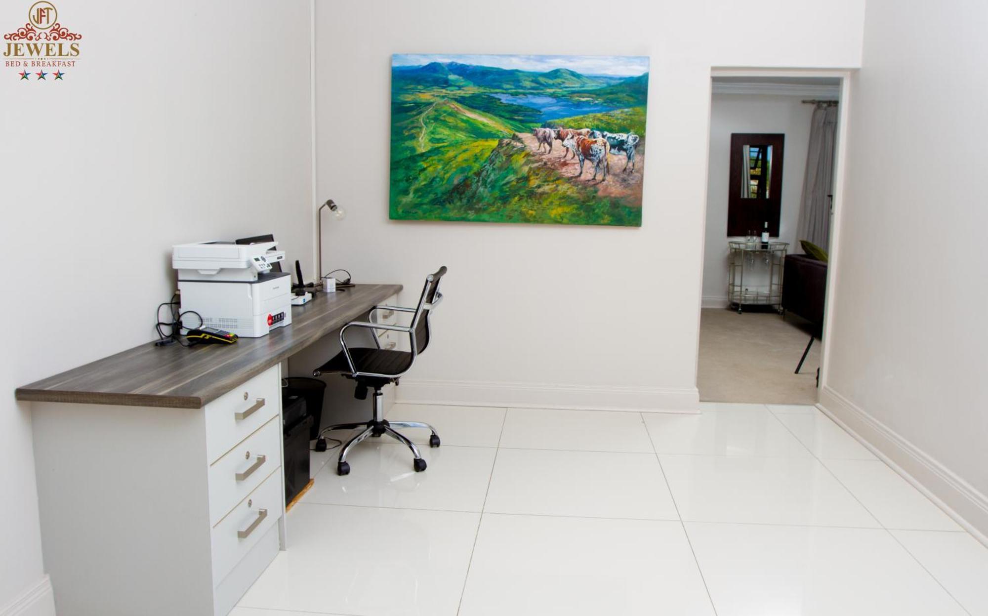 Jft Jewels Guest House East London Ngoại thất bức ảnh