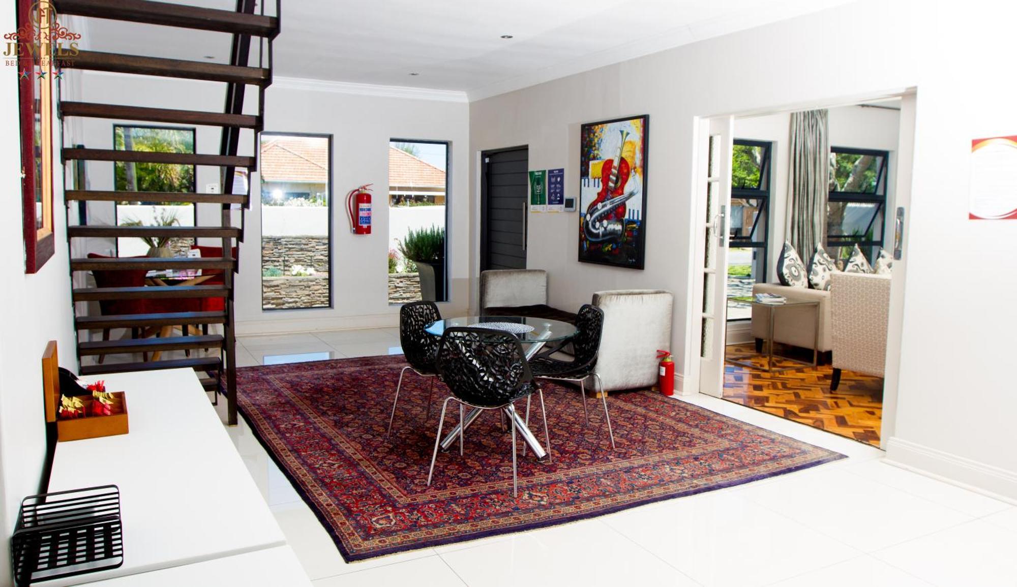Jft Jewels Guest House East London Ngoại thất bức ảnh