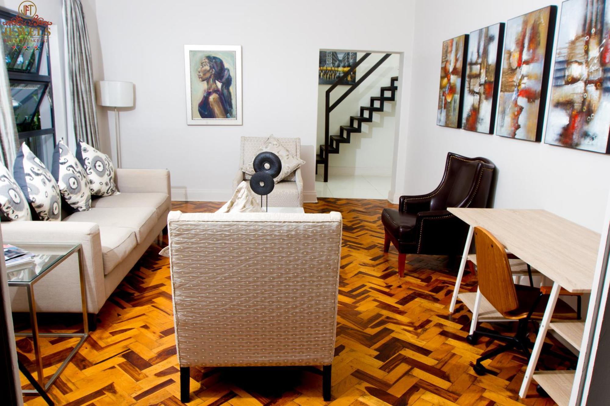 Jft Jewels Guest House East London Ngoại thất bức ảnh